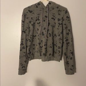 Crop-top hoodie